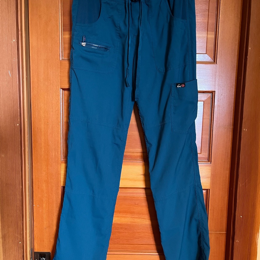 Womens koi lite scrub pants
